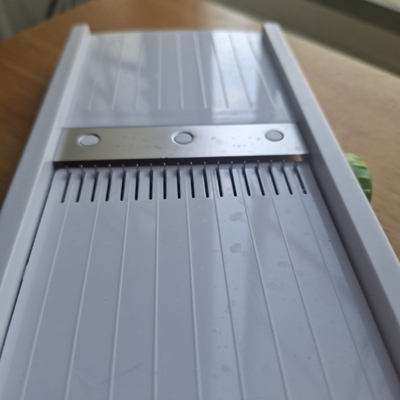 GoodCook Mandoline and Zyliss Cheese Grater - Picture 13 of 16